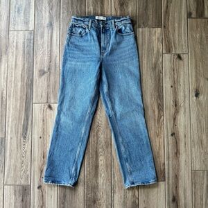 Abercrombie & Fitch 90’s Straight Ultra High Rise Jeans